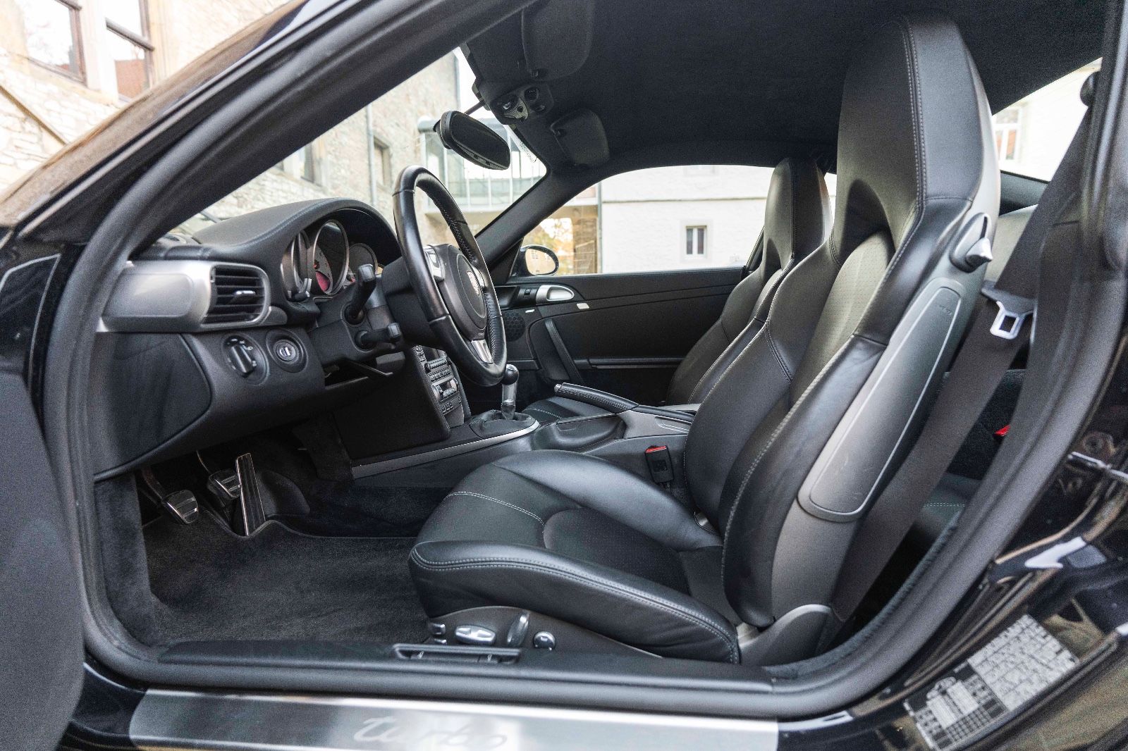 Fahrzeugabbildung Porsche 911 Turbo Coupe 997 PASM PCM SPORT-CHRONO BOSE