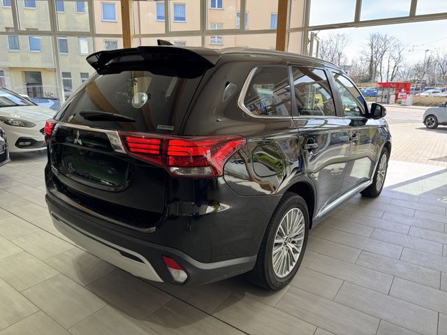 Mitsubishi Outlander PHEV Basis Spirit 4WD
