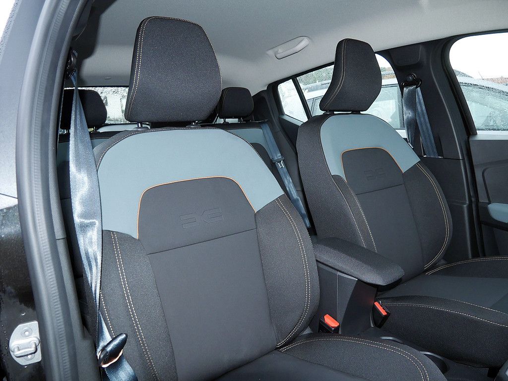 Fahrzeugabbildung Dacia Sandero Stepway Extreme TCe 110 FACELIFT 2026!!!