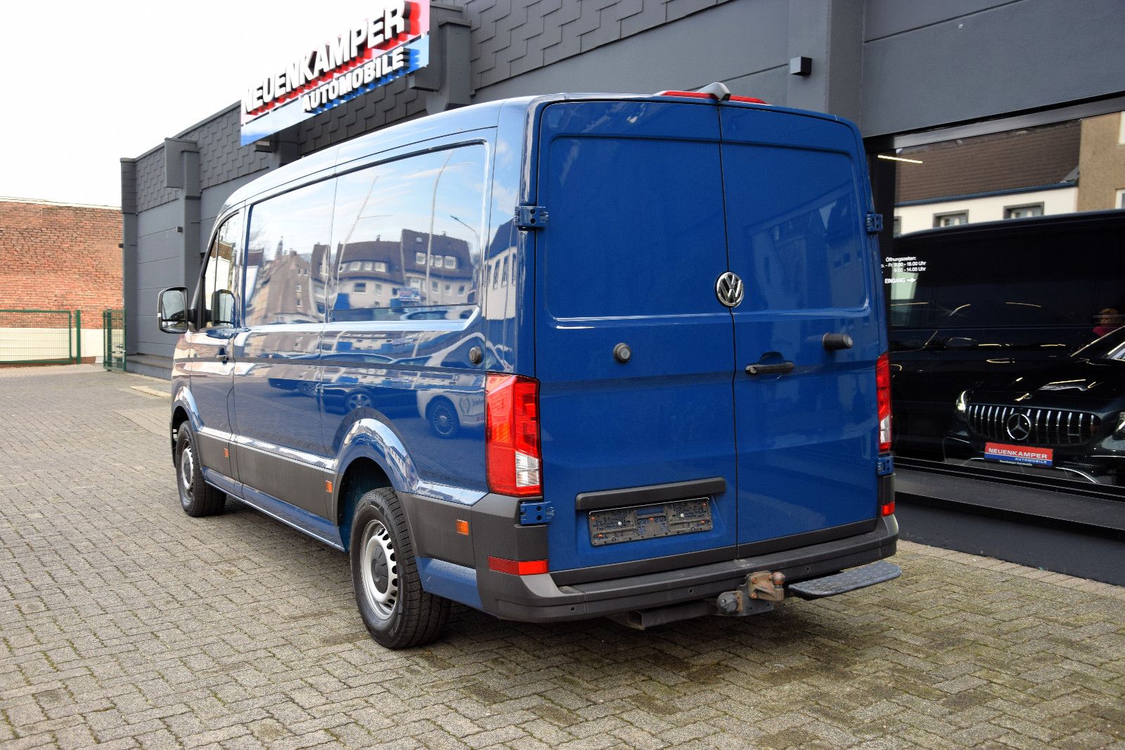 Fahrzeugabbildung Volkswagen Crafter Kasten 35 mittellang FWD bott Stndhz