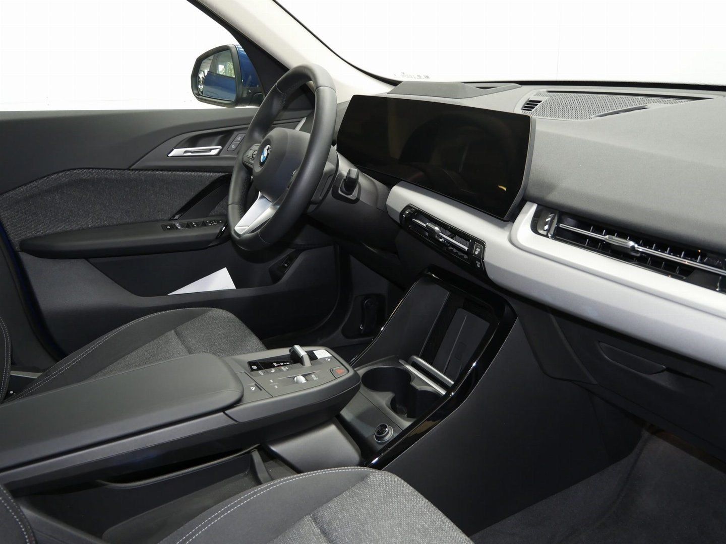 BMW X1 sDrive20i ACC 360° AHK HUD 1,99% foto 8