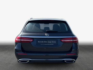 Mercedes E 220 - 5