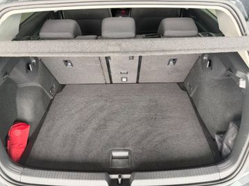 Volkswagen Golf - 9