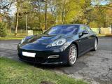 Porsche Panamera Turbo PDK Scheckheft Vollausstattung - Porsche Panamera aus 2011: Turbo