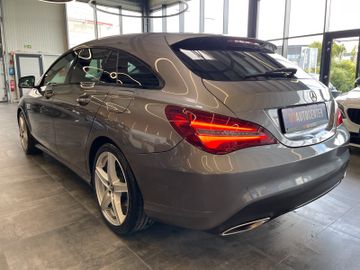 Mercedes-Benz CLA 200 Shooting Brake *KAM*NAVI*LED*PDC*PANO*