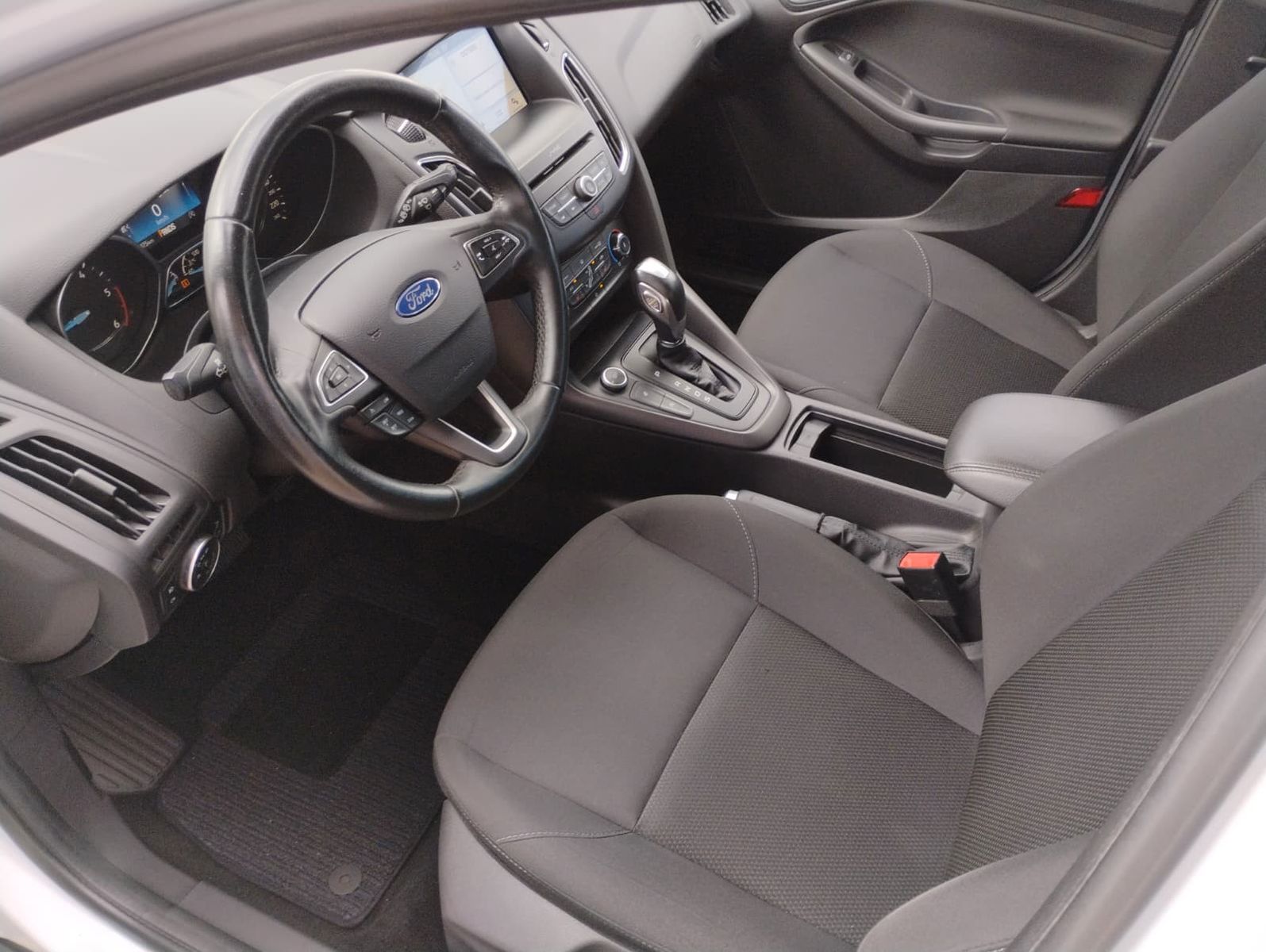 Ford Focus (03/2017, Diesel)