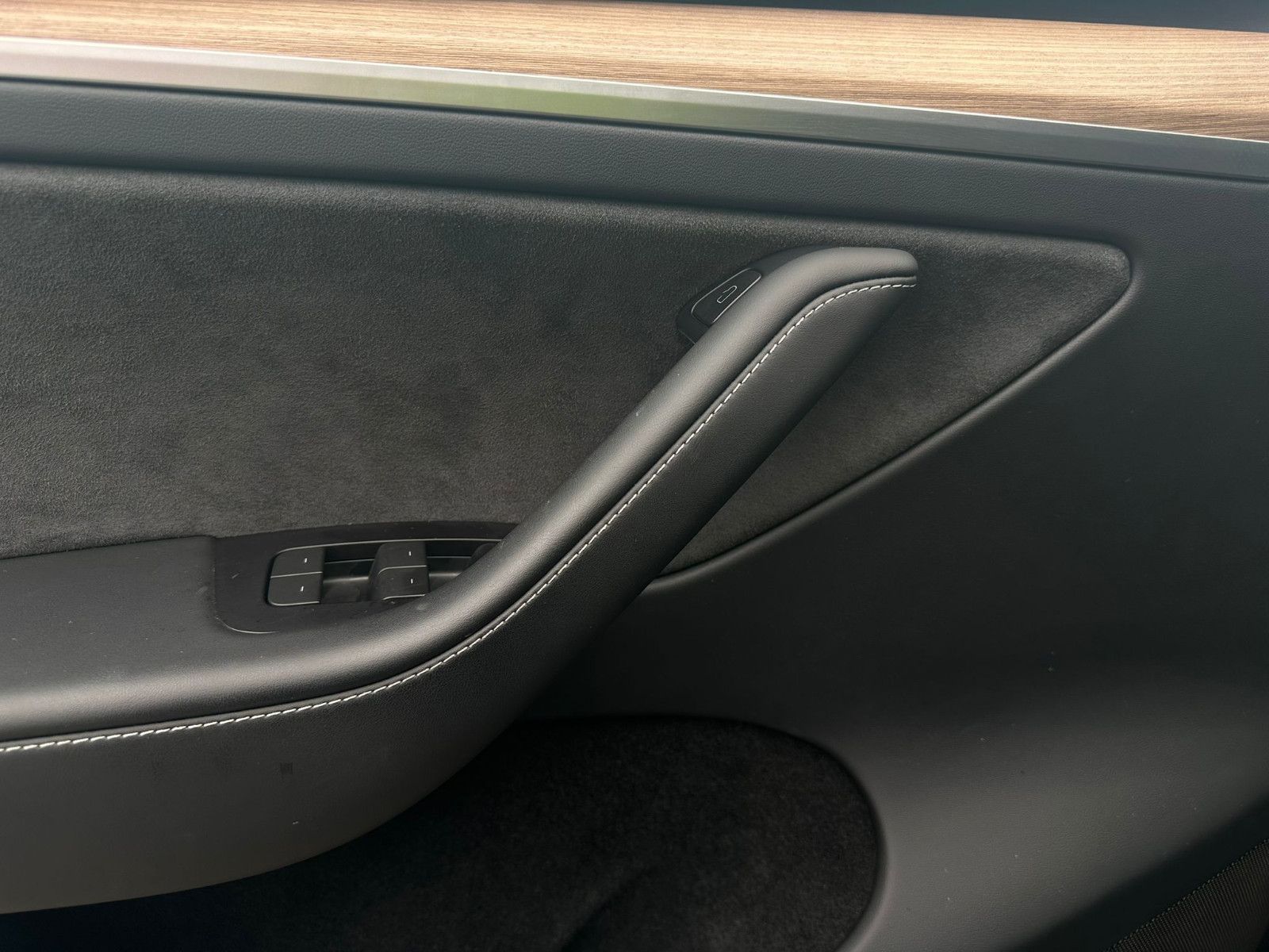 Tesla Model Y Performance Matrix AHK foto 8