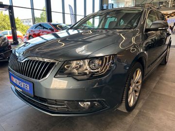 Skoda Superb Combi Exclusive *Navi*BiXenon*