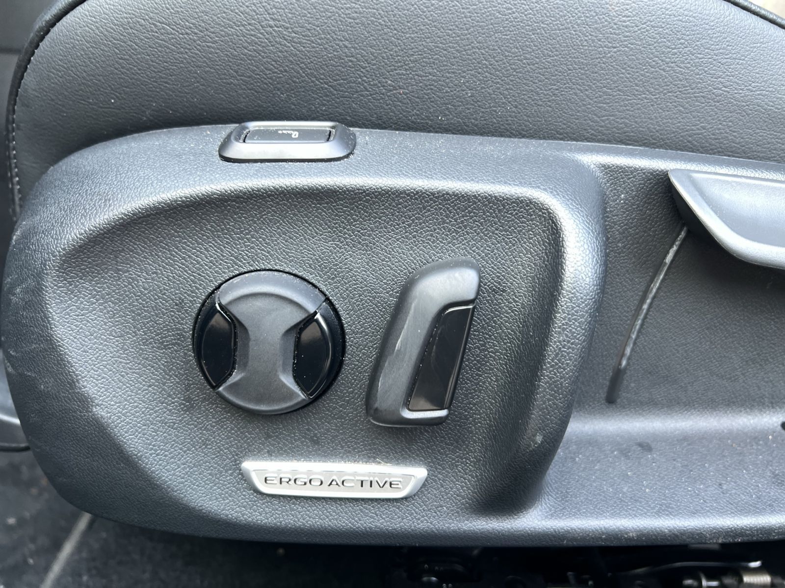 Volkswagen Passat Variant - Bild 16