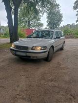 Volvo V70 II 2,4 Benzin Schalter - gebrauchte Volvo V70 aus dem Jahr 2000