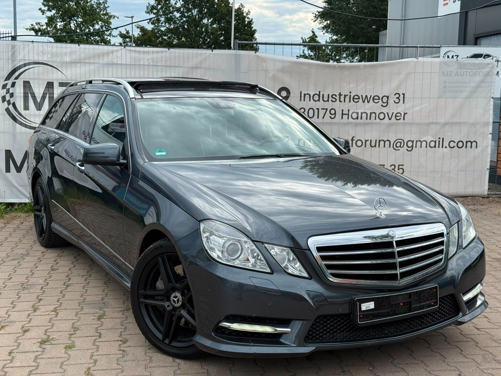 Mercedes E 350 - 1