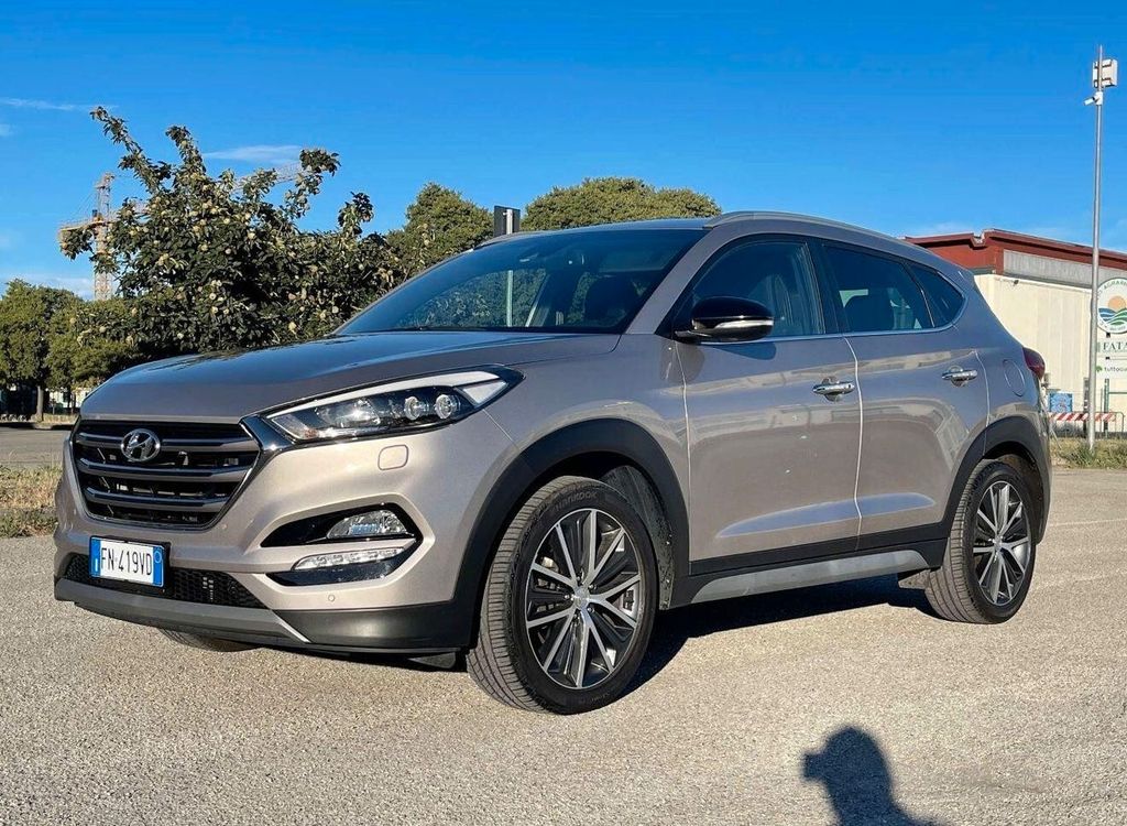 Image of Hyundai TUCSON