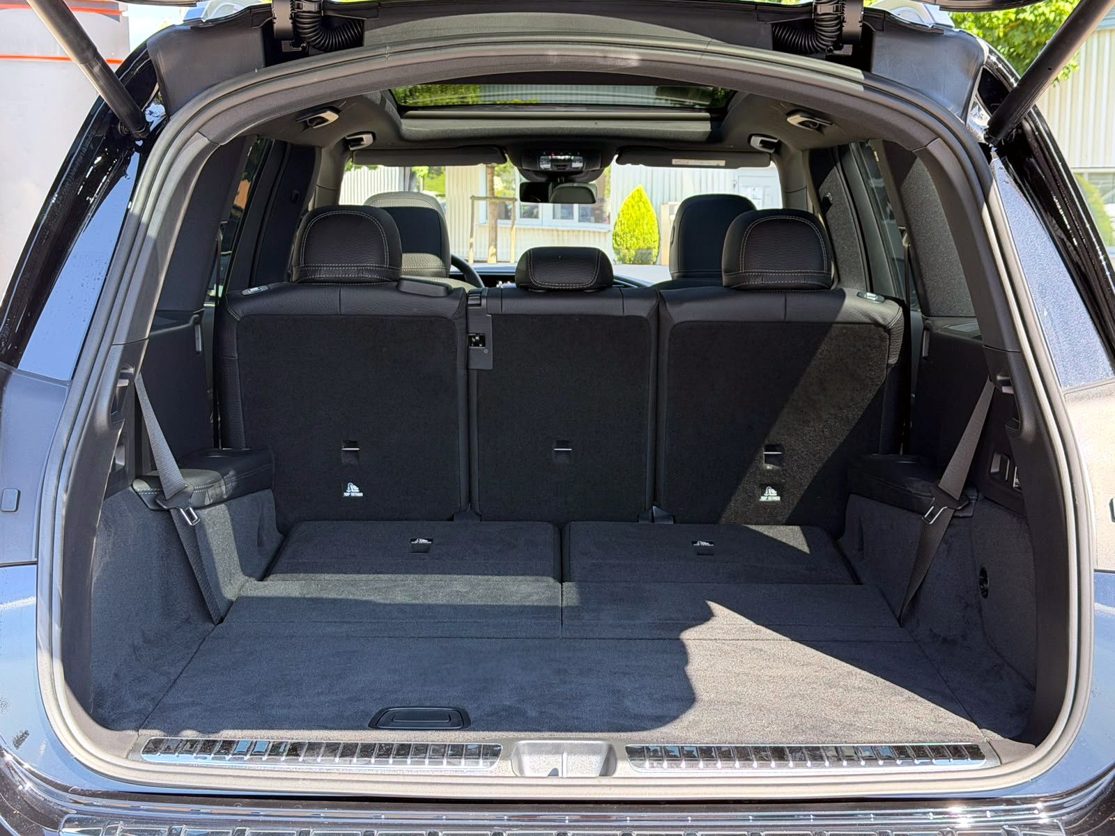 Fahrzeugabbildung Mercedes-Benz GLS 450d 4M AMG 7-Stz. AIRMATIC ACC LED 360° AHK