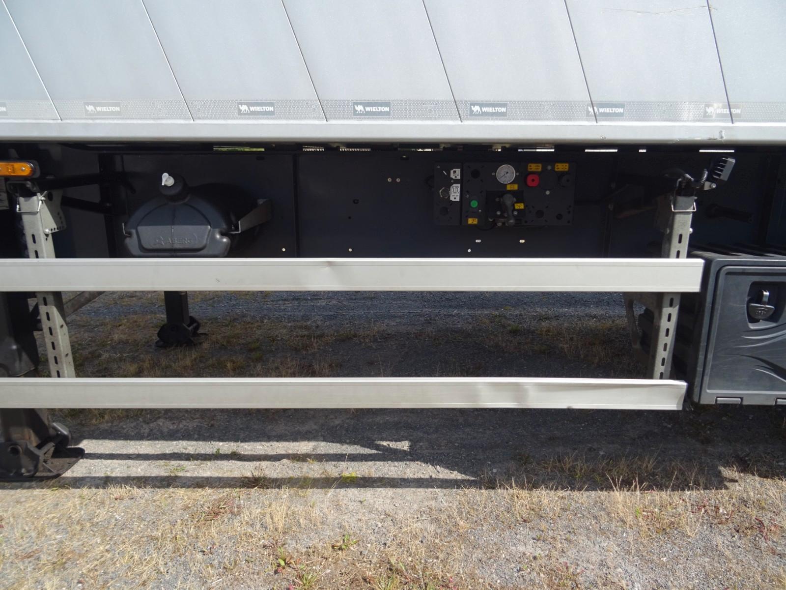 Wielton BULK MASTER GROßRAUMMULDE 65m³ Beschädigt
