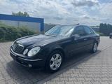 Mercedes-Benz E 270 CDI AVANTGARDE Navi Schiebedach CarPlay - Mercedes-Benz E 270 mit Diesel-Antrieb