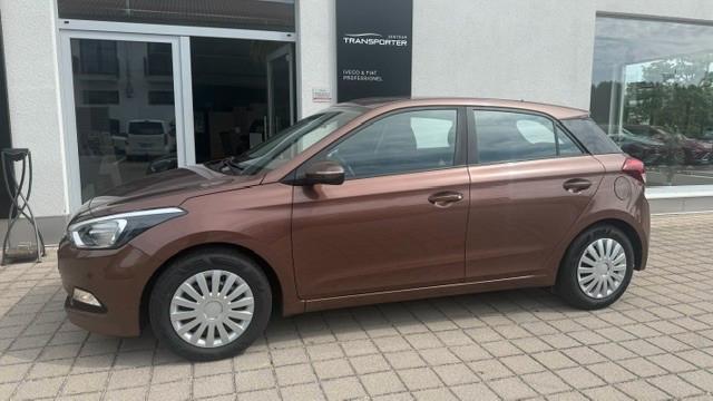 Hyundai i 20 1.2 M/T Navi Sitzheizung Kamera