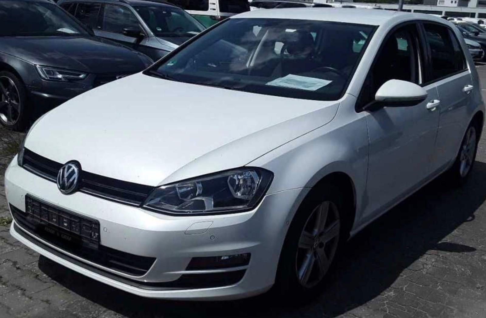 Volkswagen Golf VII Lim. Comfortline Life BMT,Navi,AHK,PDC.