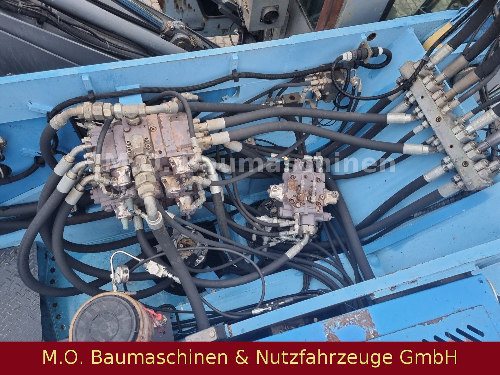 Fahrzeugabbildung Fuchs MHL 360 / AC / Magnetanlage /Polypgreifer /