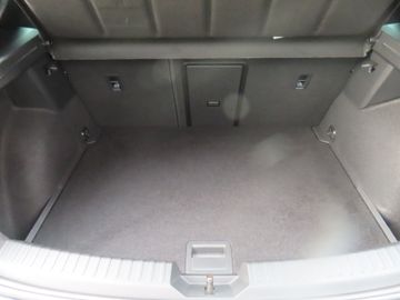 Fotografie 13 des Seat Leon FR 1.5 eTSi DSG LED Navi `18 Dynamic