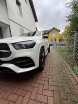 Mercedes-Benz GLE 300 d 4MATIC - - Mercedes-Benz GLE 300 von privat