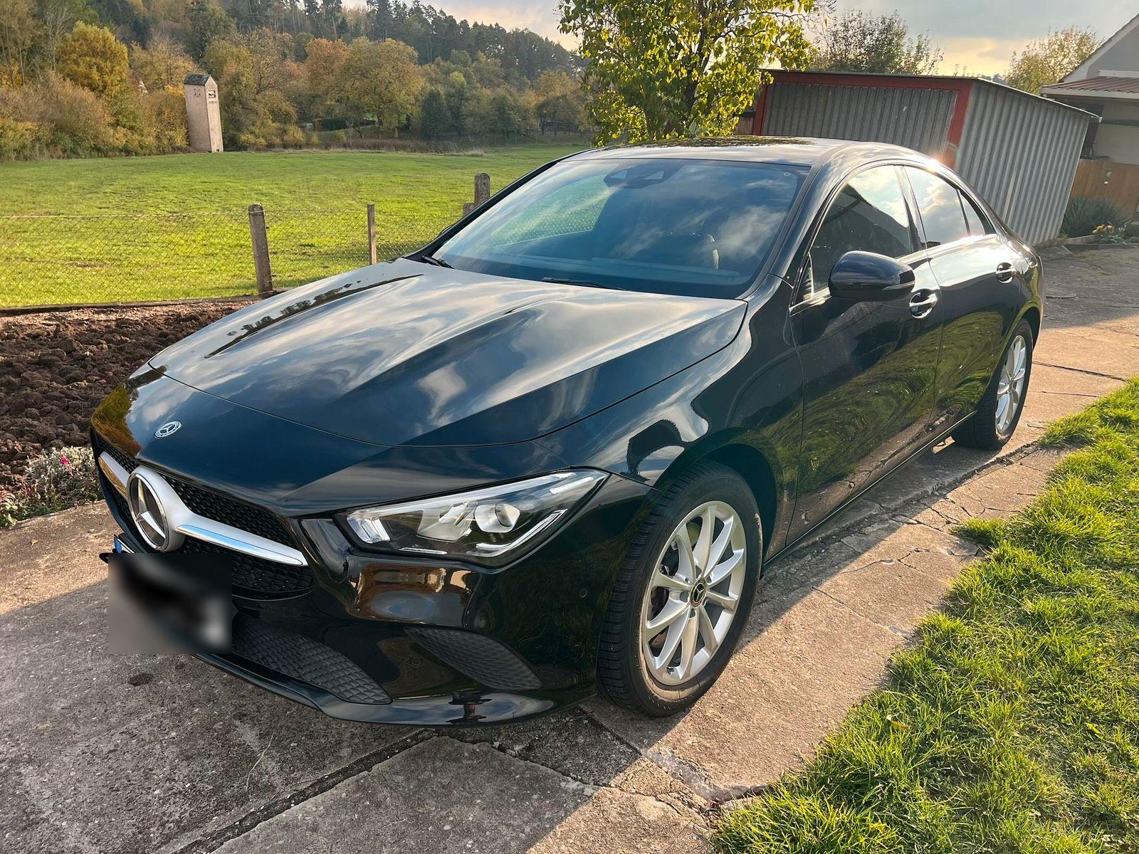 Mercedes-Benz CLA 220