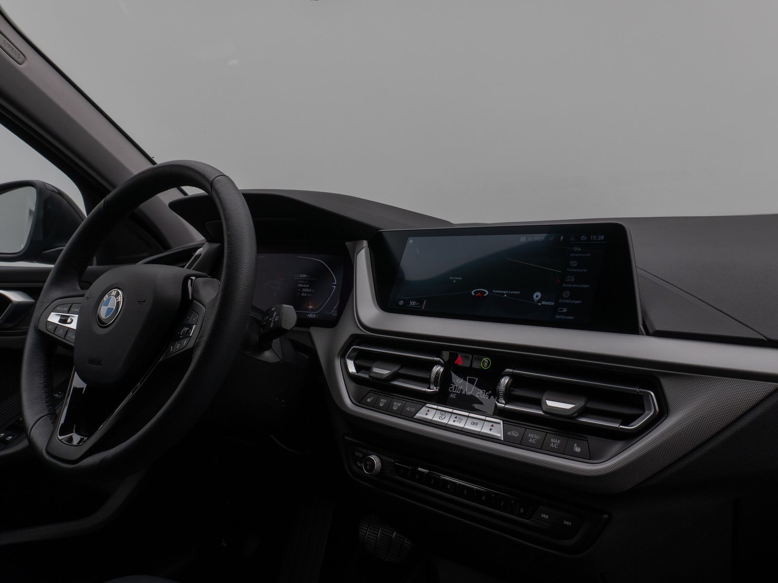 Fahrzeugabbildung BMW 118i DAB WLAN PDC Geschwindigkeitsreg Sport LED