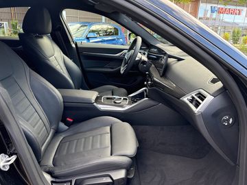 BMW i4 xDrive40 M Sportpaket HK HiFi DAB LED RFK