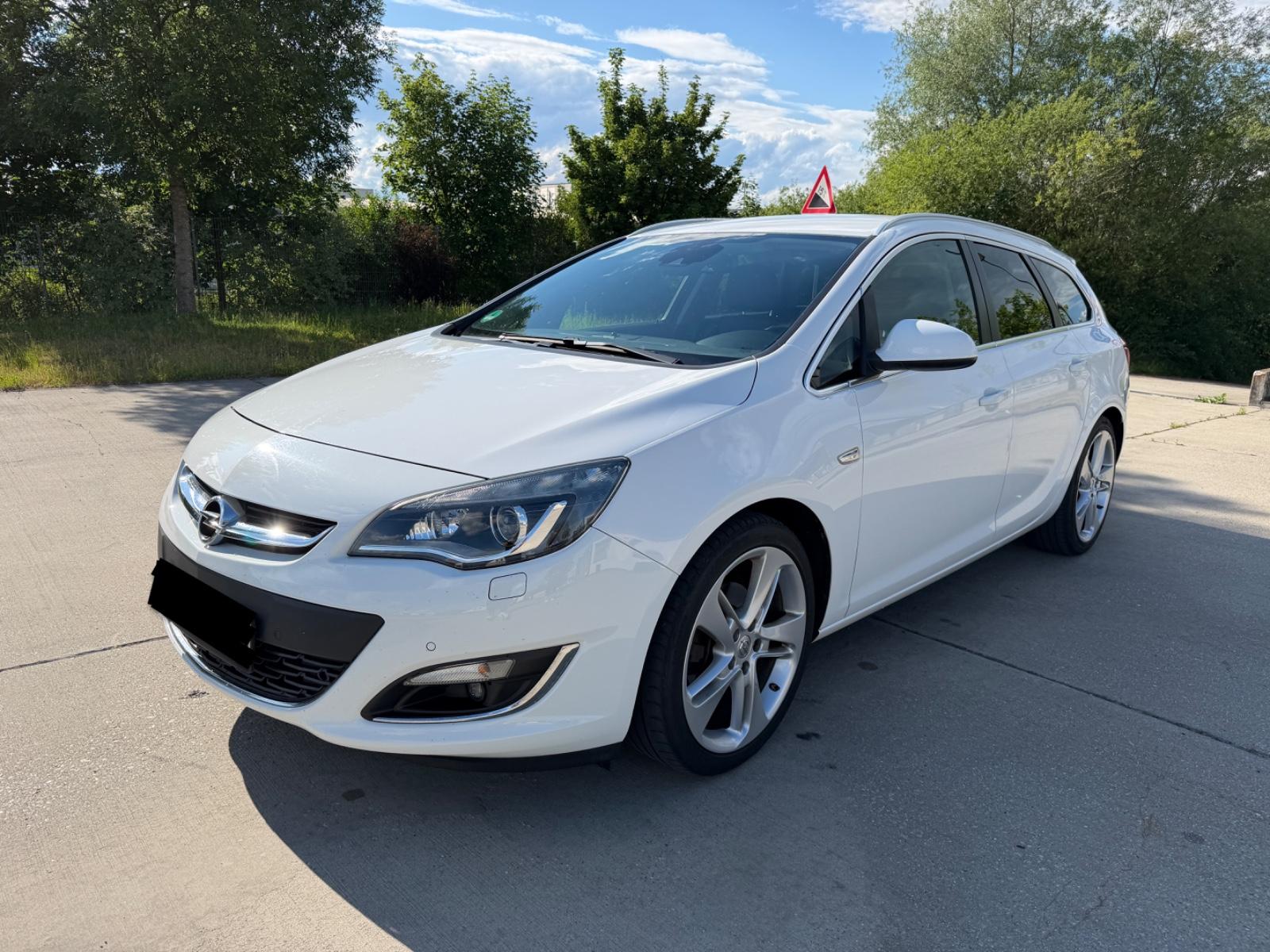 Opel Astra J Sports Tourer Exklusiv-Leder-Kette NEU