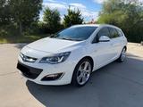Opel Astra J Sports Tourer Exklusiv-Leder-Kette NEU