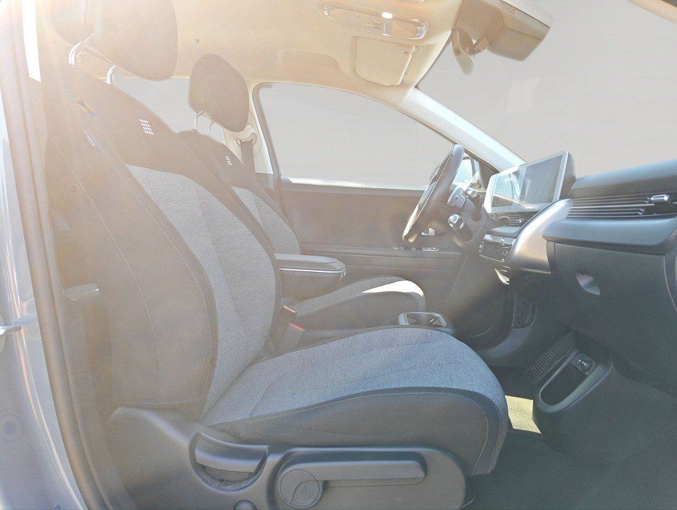 Fahrzeugabbildung Hyundai IONIQ 5 RWD 77,4kWh Batt. DYNAMIQ-Paket inkl. As