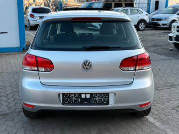 Volkswagen Golf - 8