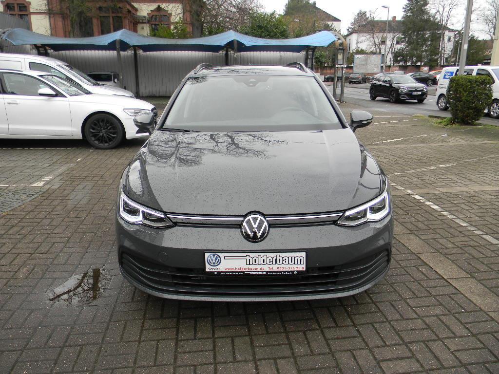 Volkswagen Golf VIII Variant Life  1,5 eTSI 7 GANG DSG AHK