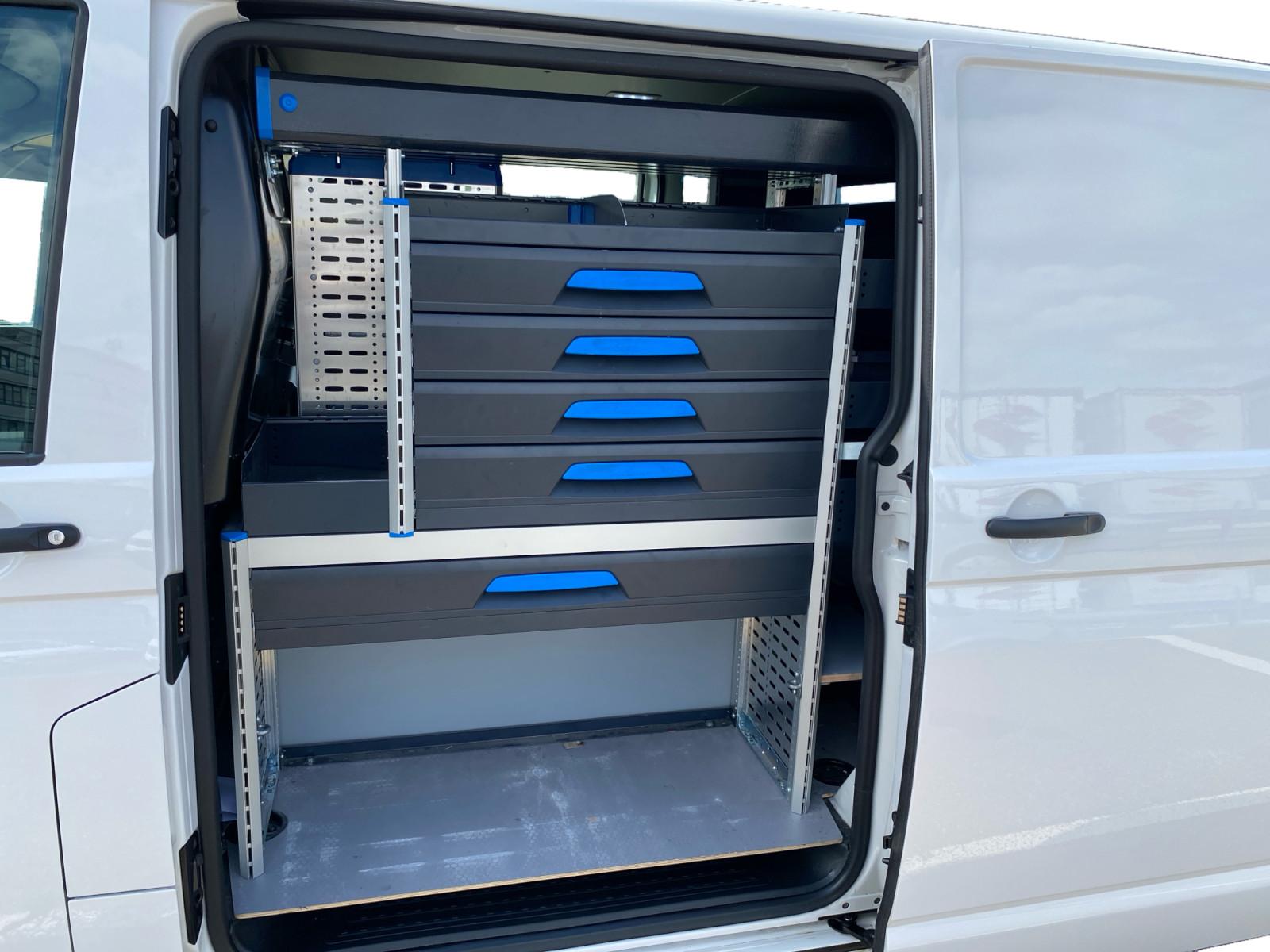 Volkswagen T6.1 Transporter ACC LED Standheizung Sortimo We