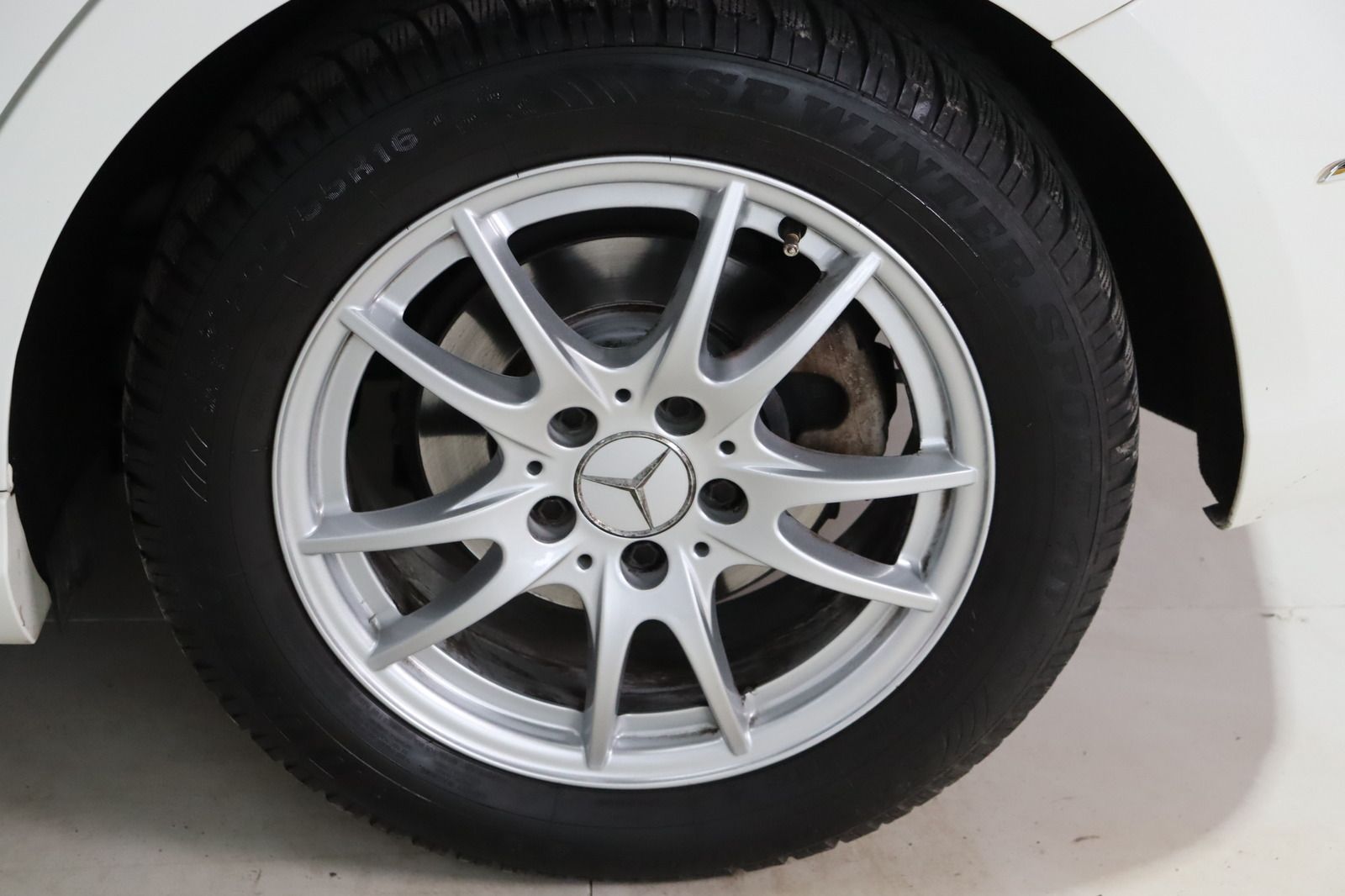 Fahrzeugabbildung Mercedes-Benz B 180 BlueEFFICIENCY * Bi-Xenon * Navi * SHZ *