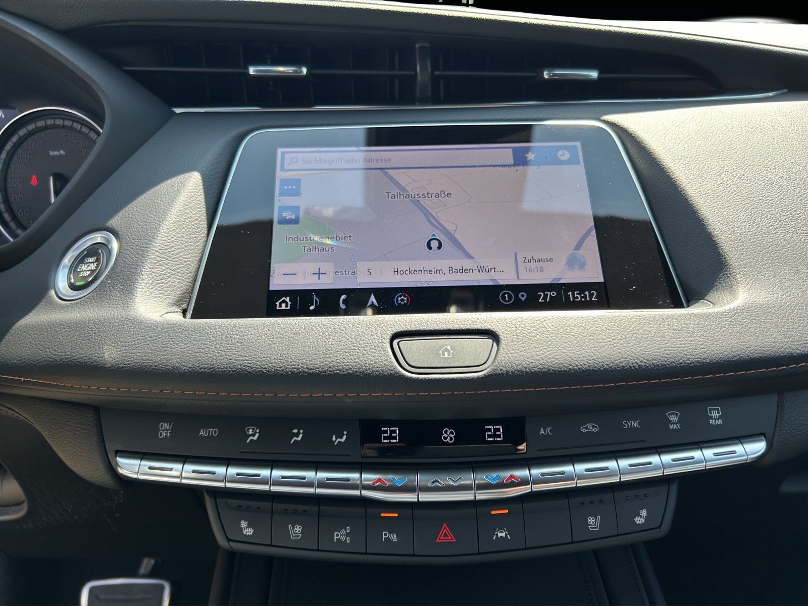 Fahrzeugabbildung Cadillac XT4 Sport 350T AWD AHK/PANO/SITZBELÜFTUNG/MEMORY