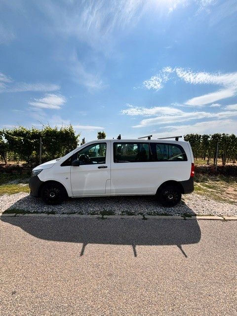 Image of Mercedes-Benz Vito