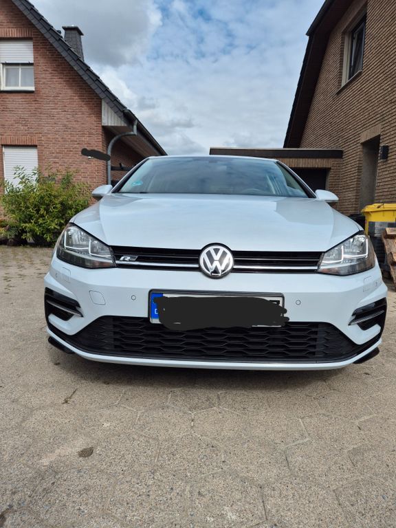 Image of Volkswagen Golf