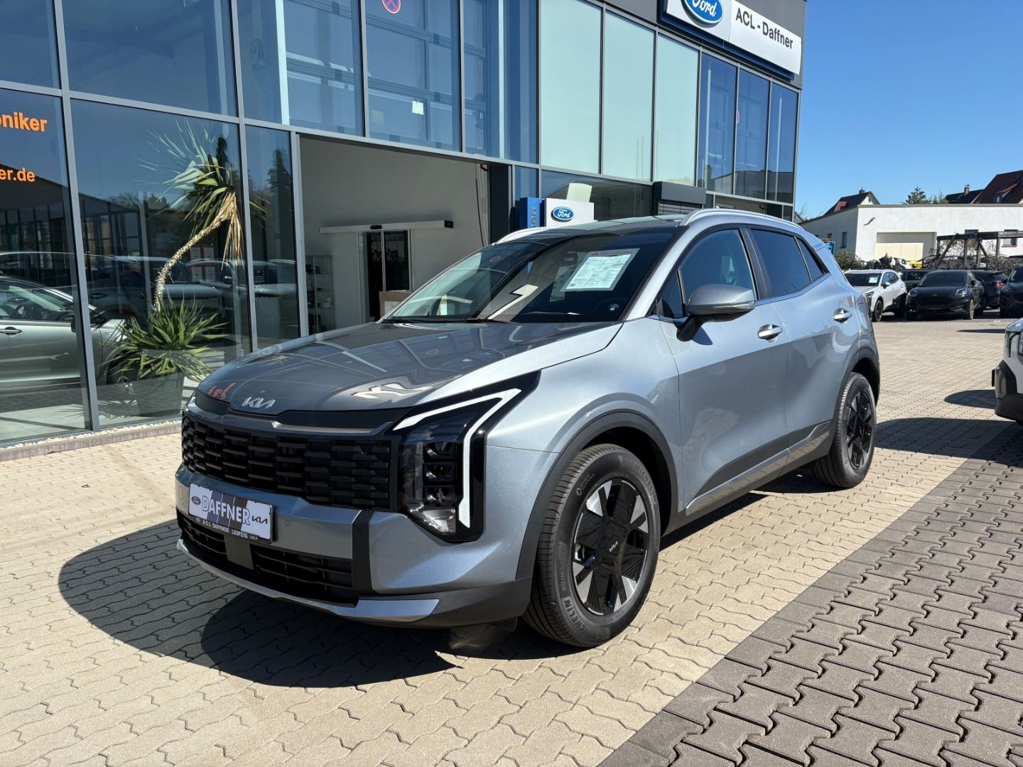 Fahrzeugabbildung Kia Sportage Vision Kamera LED elek Sitz Abstandstem