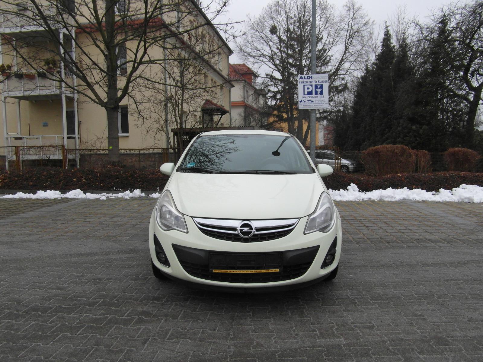 Opel Corsa D Satellite HU 04/27