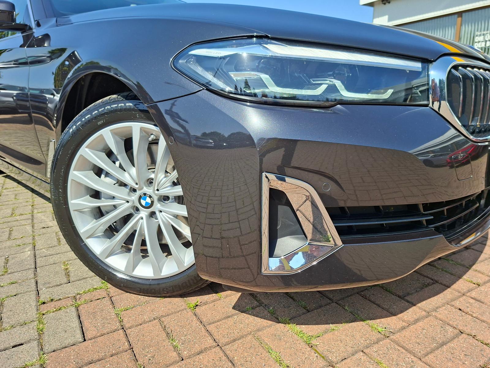 BMW Tour 530d xDrive LuxuryLine+HEAD-UP+STANDHZG+WR