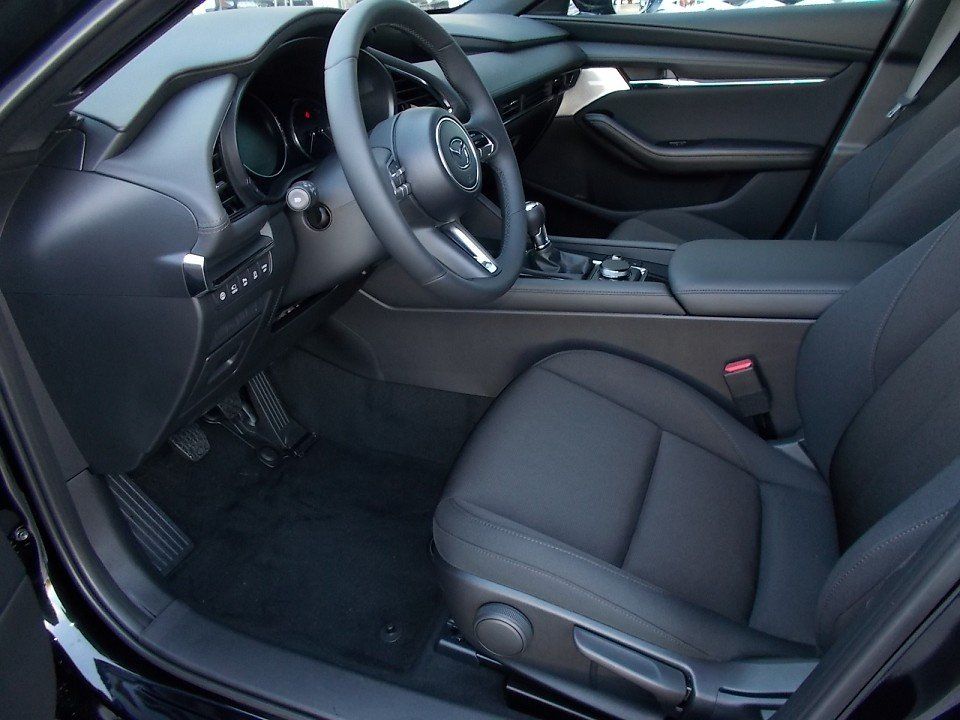 Fahrzeugabbildung Mazda 3 2025 M-Hybrid Exclusive-Line X-186 AT *Sofort*