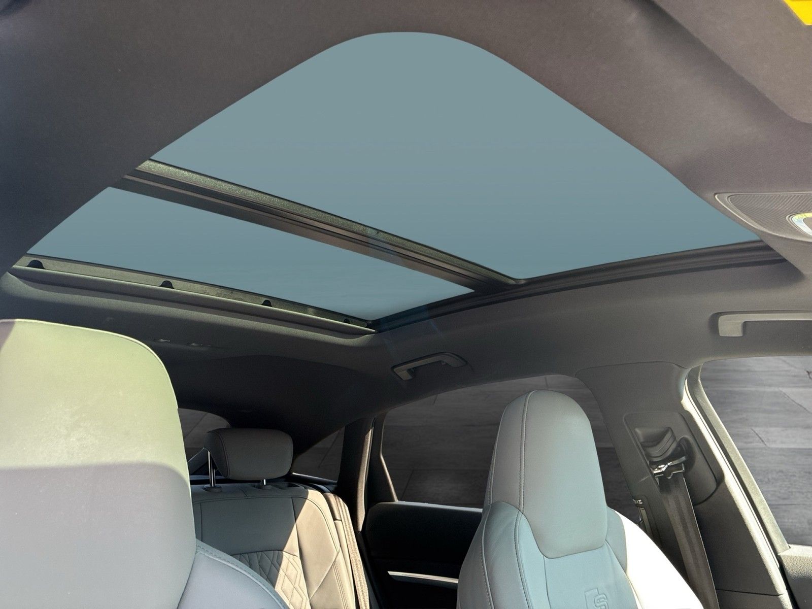 Audi SQ8 e-tron - Bild 24