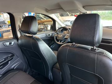 MYAUTOCENTER – Gebraucht- und Jahreswagen mit Werkstattservice in Pfaffenhofen Ford EcoSport Titanium *1.Hand*TÜV*Klima*Leder*