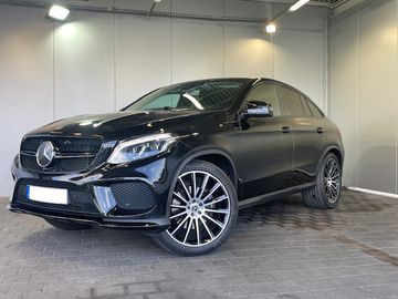 Mercedes-Benz GLE 350d AMG Line 4M+DISTR.+PANO+AHK+H&K+22"