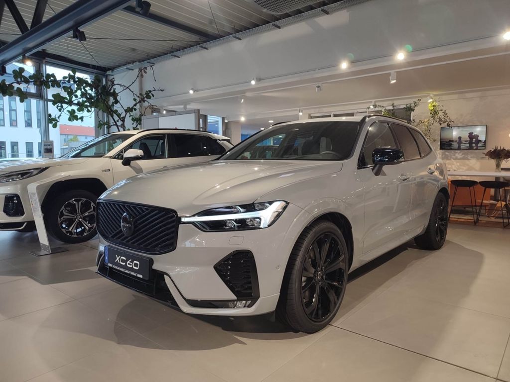 Volvo XC60 Plus Black Edition B5 AWD