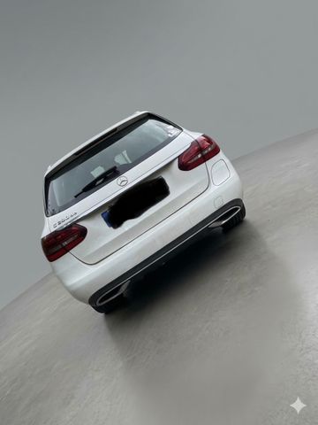 MERCEDES-BENZ C 300 de T Autom. -