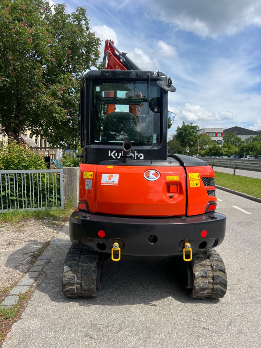 Fahrzeugabbildung Kubota KX 042-4alpha -Powertilt HS03 wie Takeuchi 240 ,