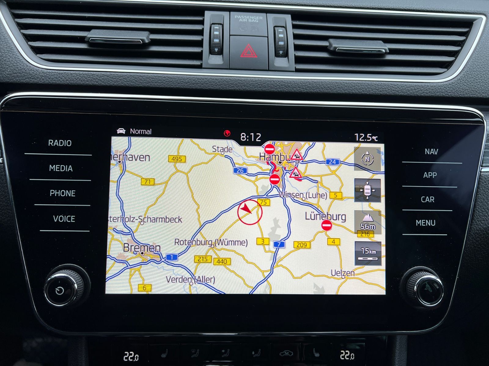 Fahrzeugabbildung SKODA Superb Combi Style 2.0 TDI DSG 4x4 *Navi, Sounds