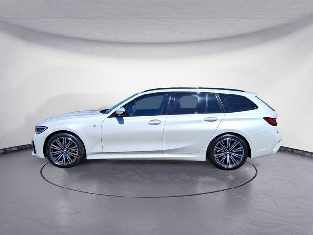 BMW 318, 2022 — 3