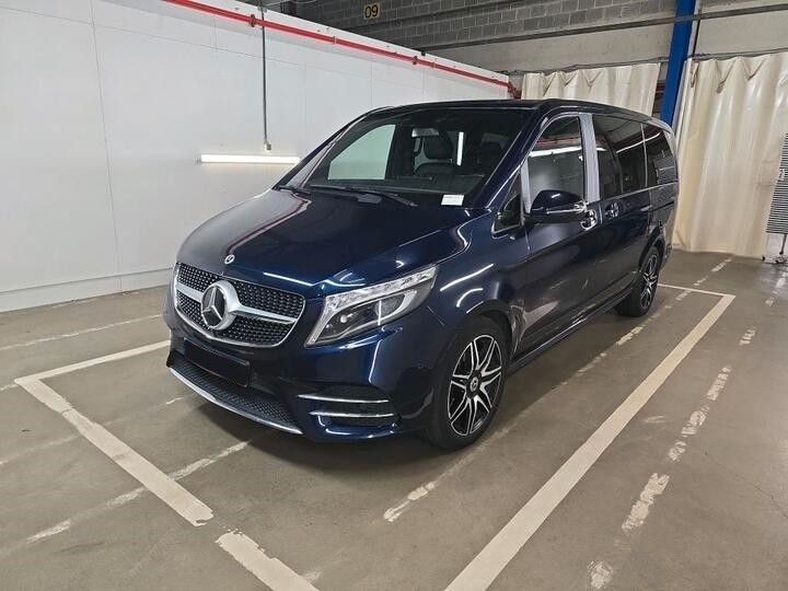 Image of Mercedes-Benz V 220